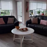 With 2 Bedrooms *