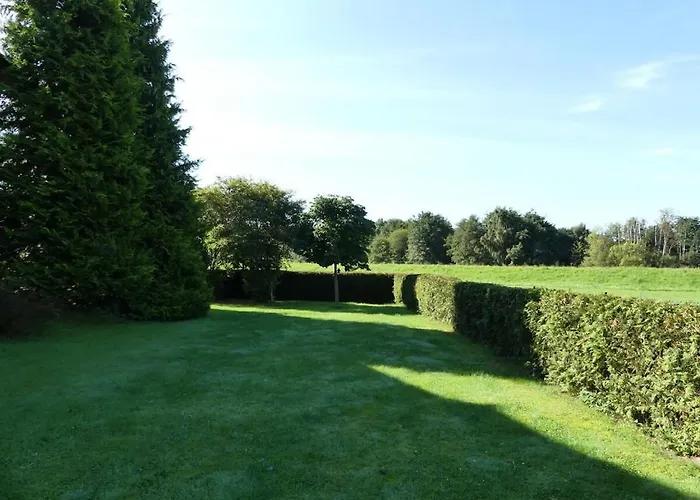 With 2 Bedrooms Ahrdt