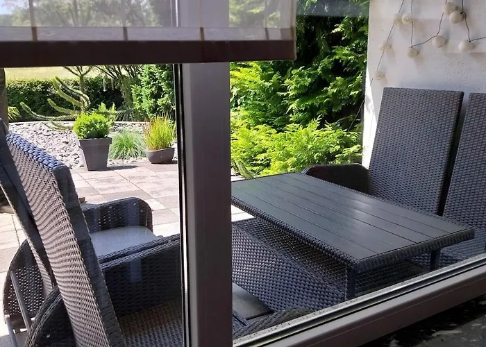 With 2 Bedrooms Ahrdt